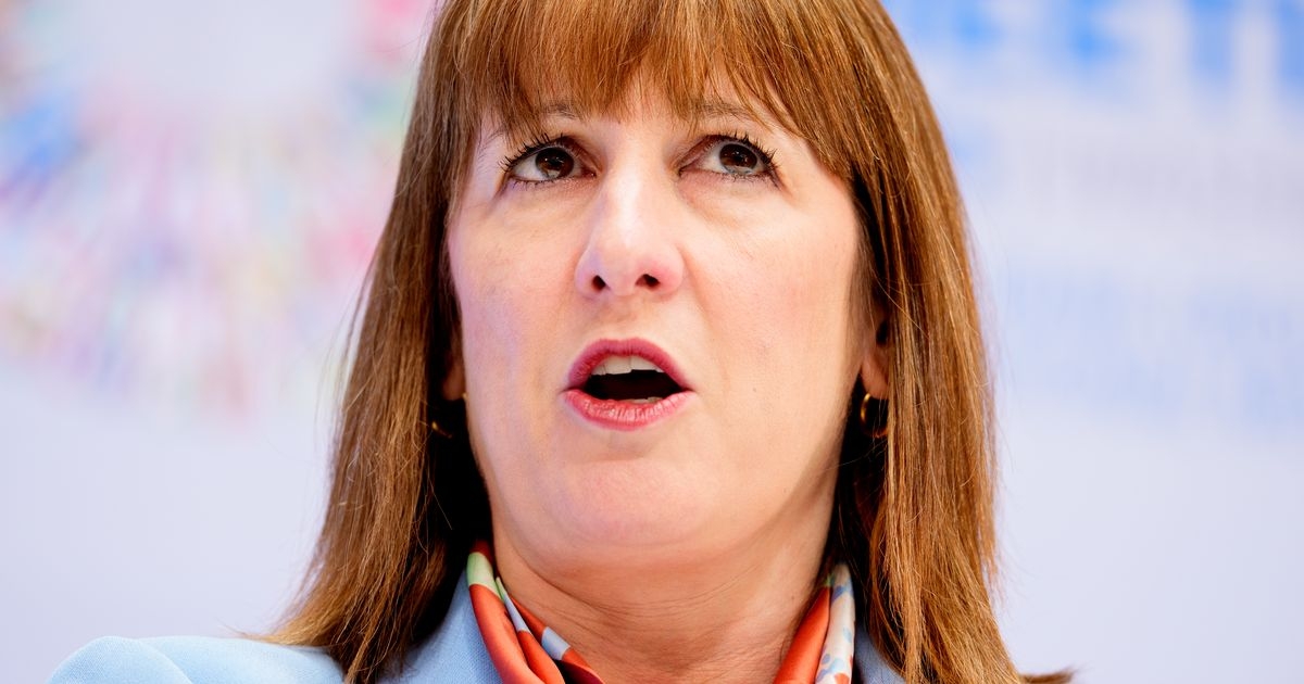 Cheap bus fares to cheap housing - what is in Rachel Reeves spending review