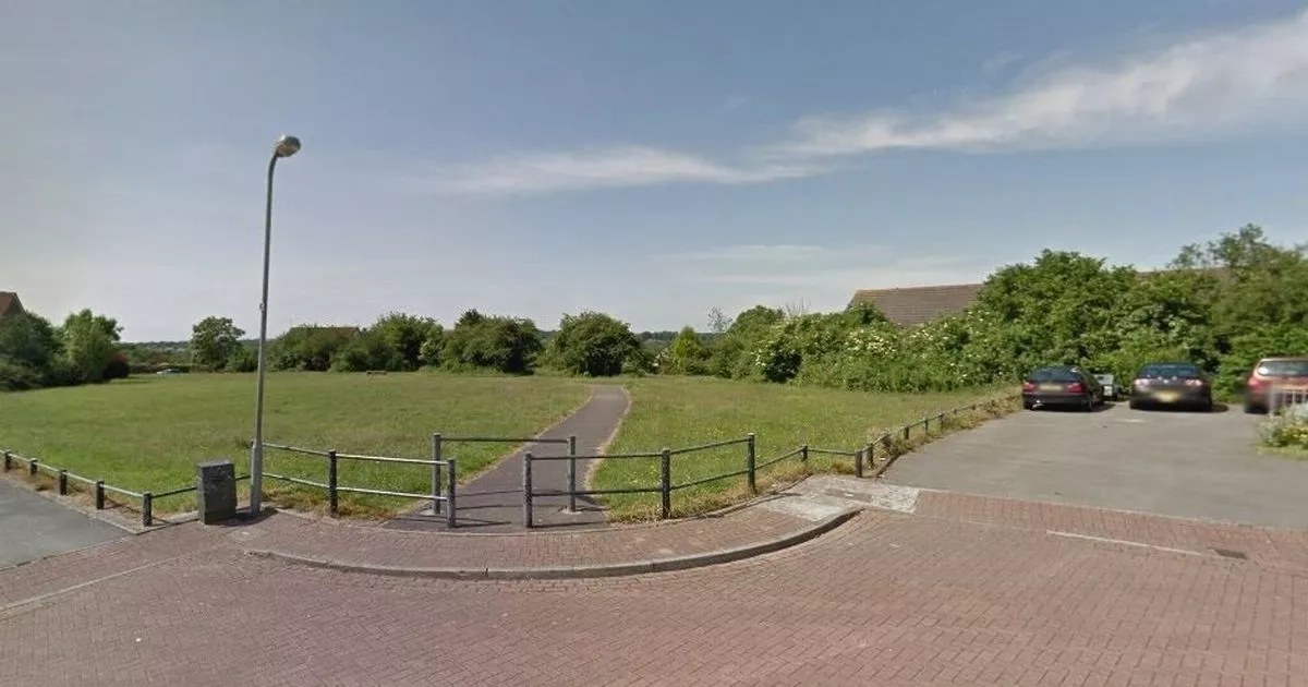 Police issue new update after 15-year-old is shot in Cardiff