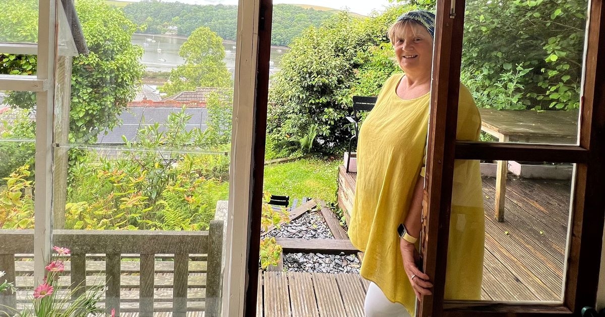 Grandmother can't sell idyllic Cornwall home despite slashing £100k off price