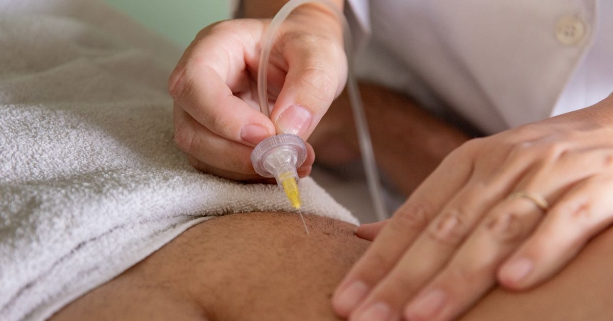 Warning 'lives at risk' over fat injections being given in the UK