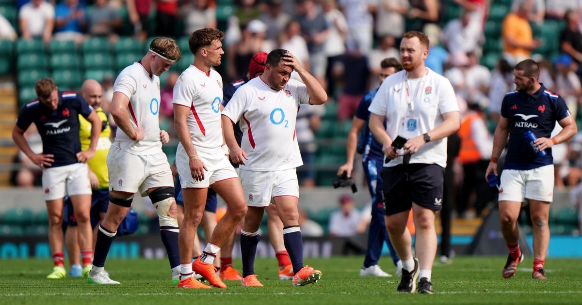 Tonight's rugby news as Lions legend dies and France stun England in dramatic finale