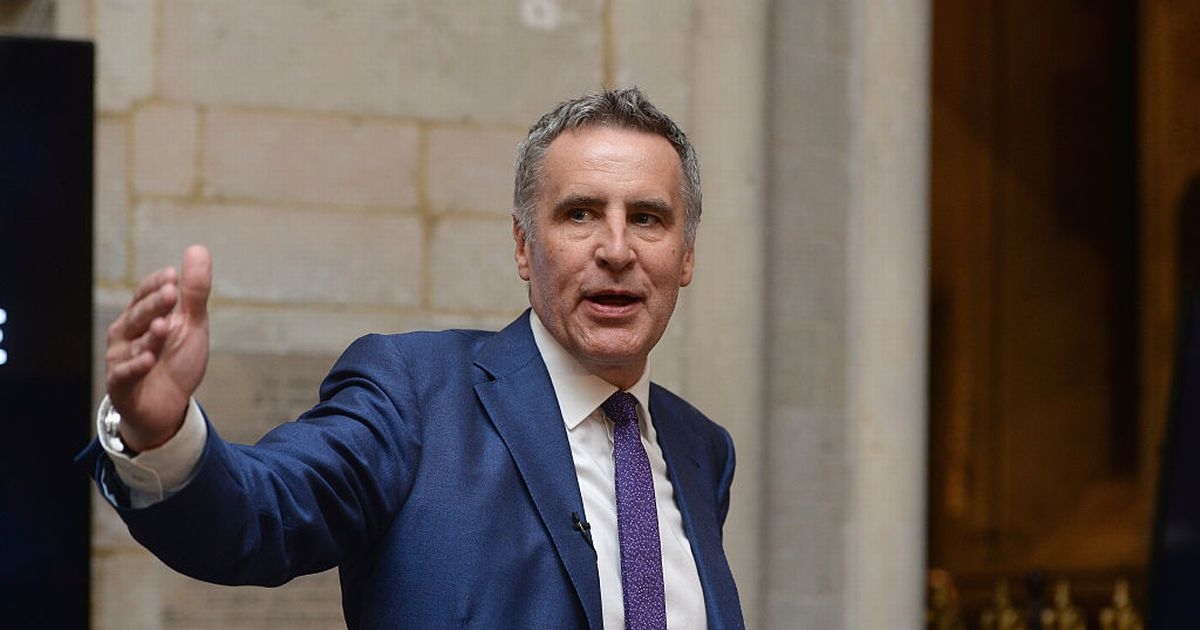 Former Sky News host Dermot Murnaghan diagnosed with stage four prostate cancer