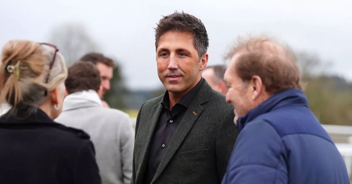Gavin Henson makes Owen Farrell Lions call after spotting problem with Finn Russell