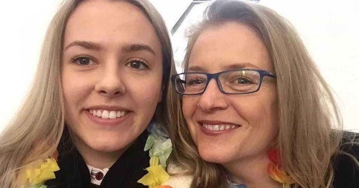 'I felt like I was dying too' says daughter who arrived at crash scene to find mum had been killed