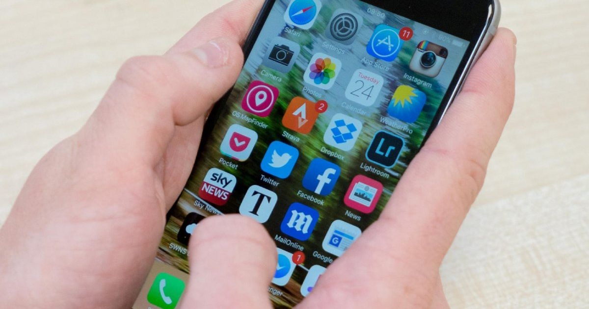 One in three adults have tried to end their 'addiction' to their phones, poll finds