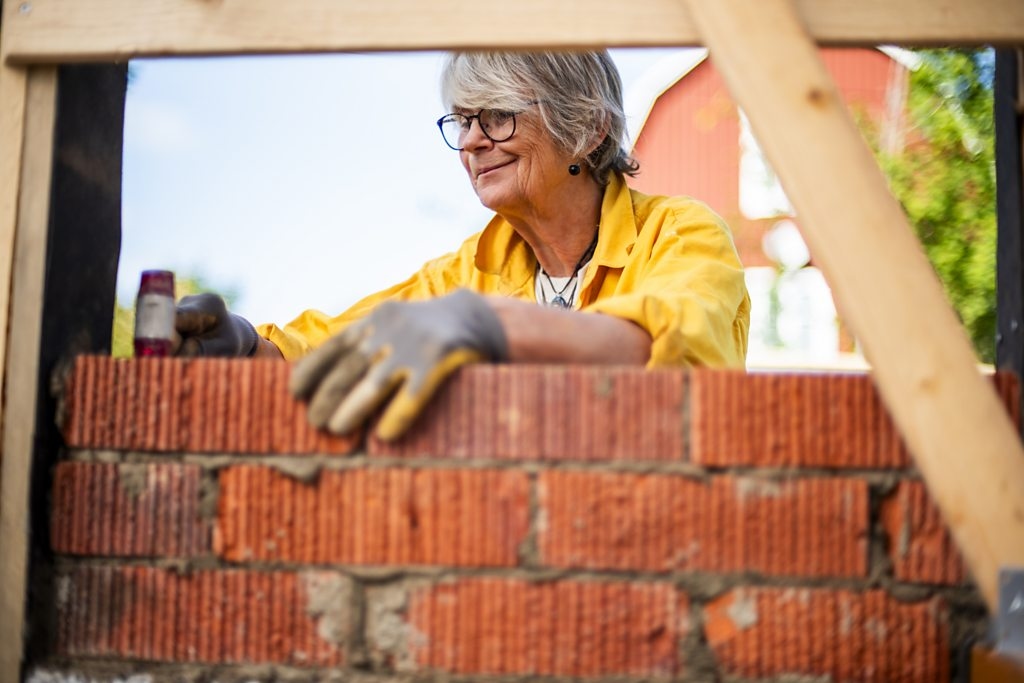 Building's hard problem: Can concrete go green?
