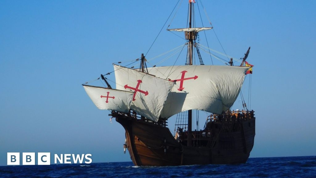 Replica Columbus flagship Nao Santa María arrives in Jersey