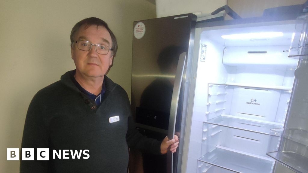 Foodbank in Haxey throws away supplies following power cut