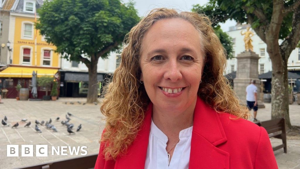 Compensation calls for Blue Island passengers