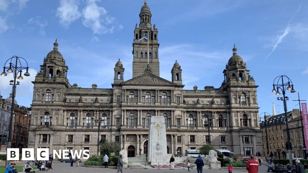 Librarians set to be removed from every Glasgow secondary school