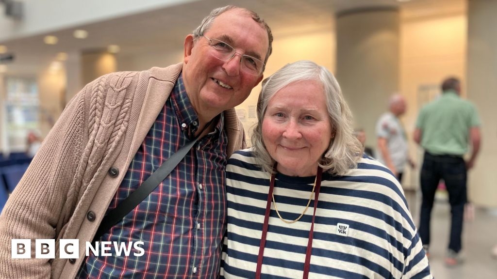 Woman says dancing with Parkinson's group 'gives new spark'