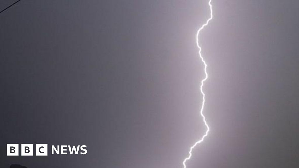 Yellow thunderstorm warning for part of the East of England