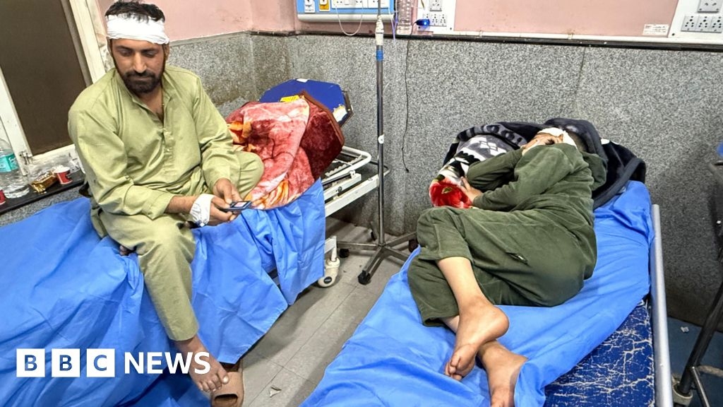 Villagers tell BBC they survived shelling in Indian-administered Kashmir