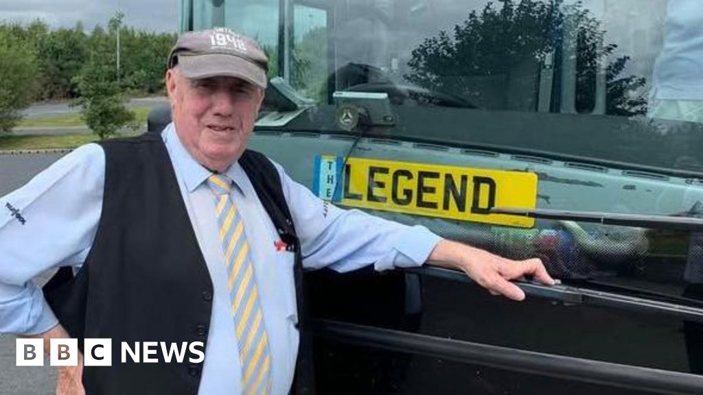 Procession to honour 'legendary' Lincolnshire coach driver