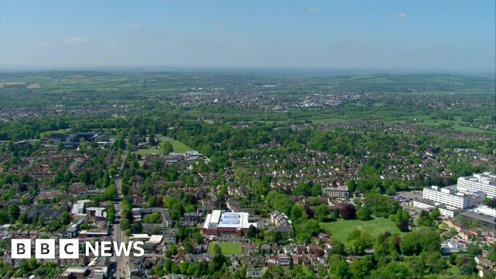 Oxfordshire MP says councillors should retain planning powers
