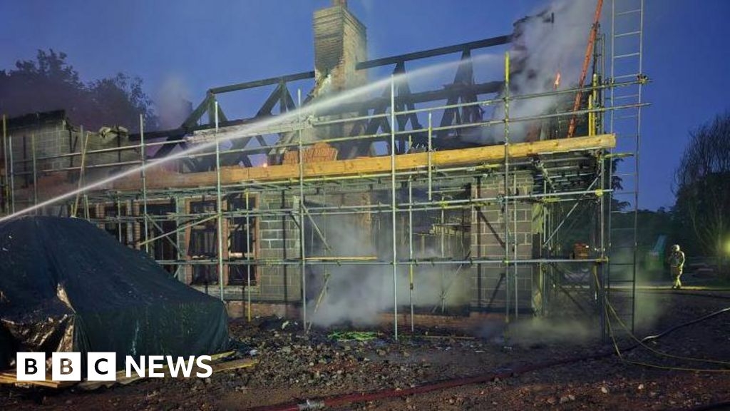 Firefighters tackle blaze at New Forest house under construction