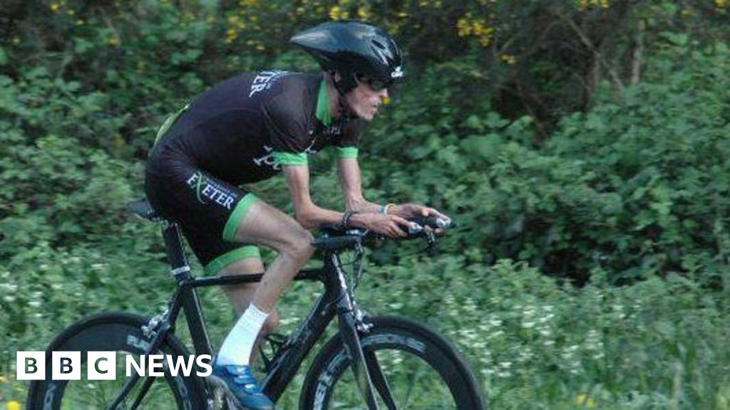 Devon cyclist does final ride for charity before leg amputation