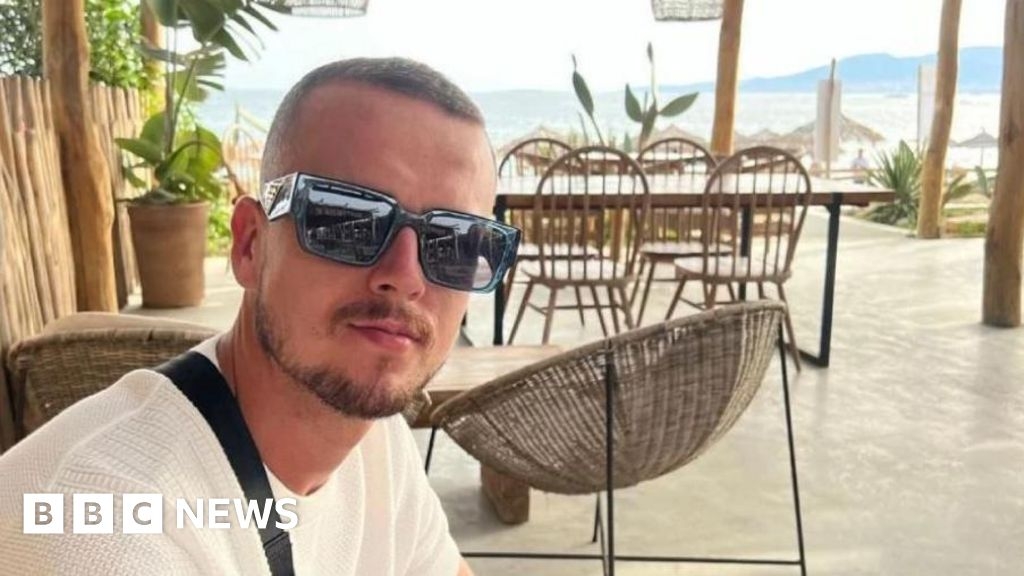 Man's Benidorm death now a murder probe, say family