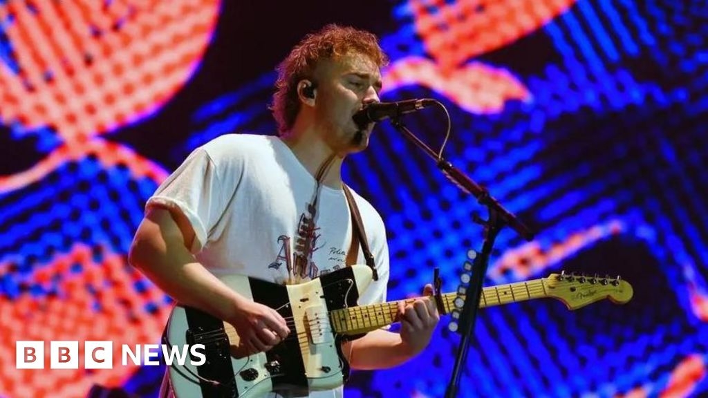 Sam Fender given North Tyneside Freedom of the Borough