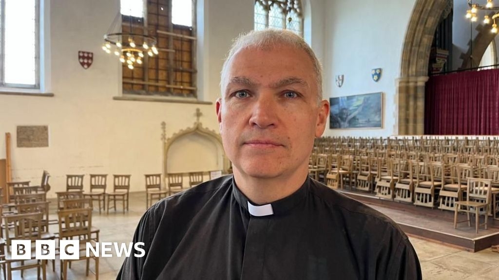 Vandalised Yarmouth Minster windows will cost thousands to fix