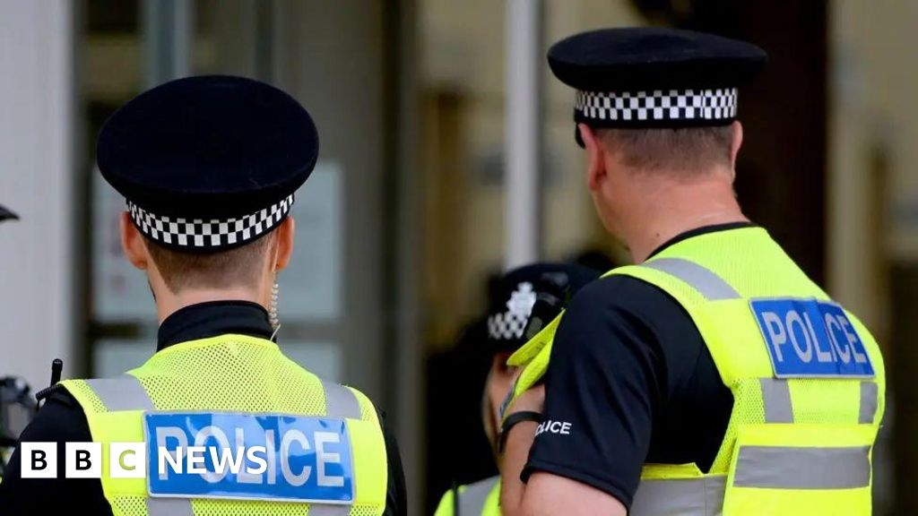 Manchester: Six arrested after armed clash with knives and hammers