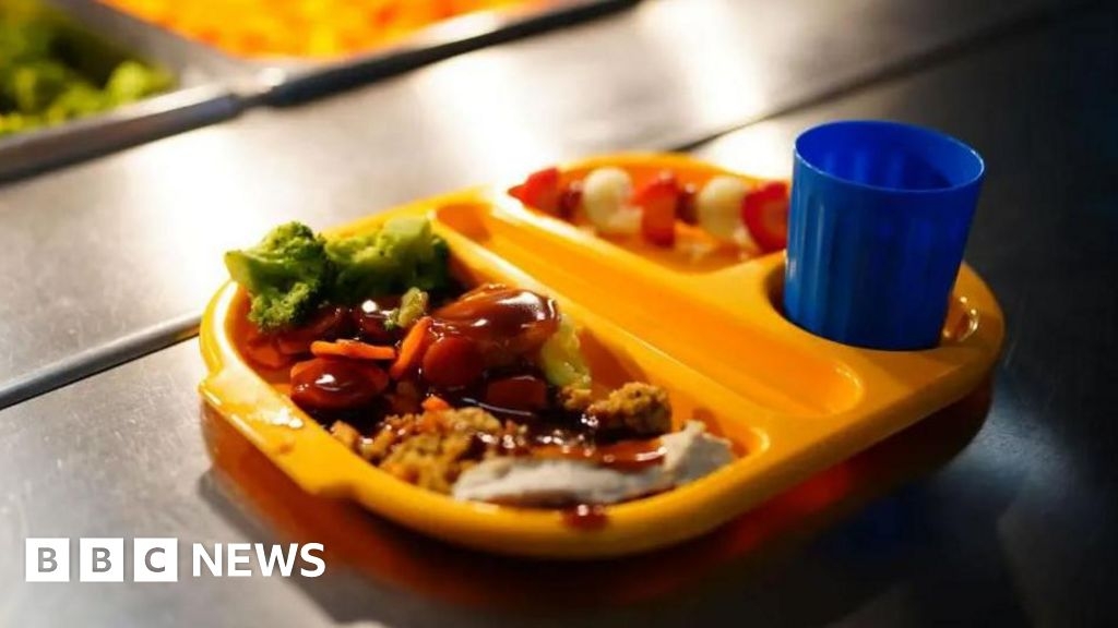 Proposed Manx school meal review changes 'under consideration'