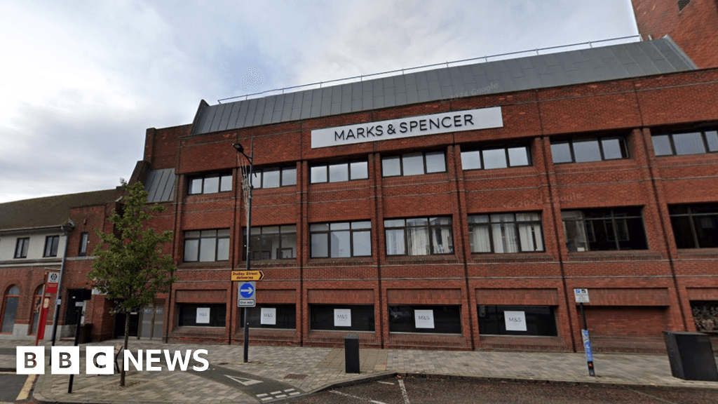 Wolverhampton Marks & Spencer at risk of closure