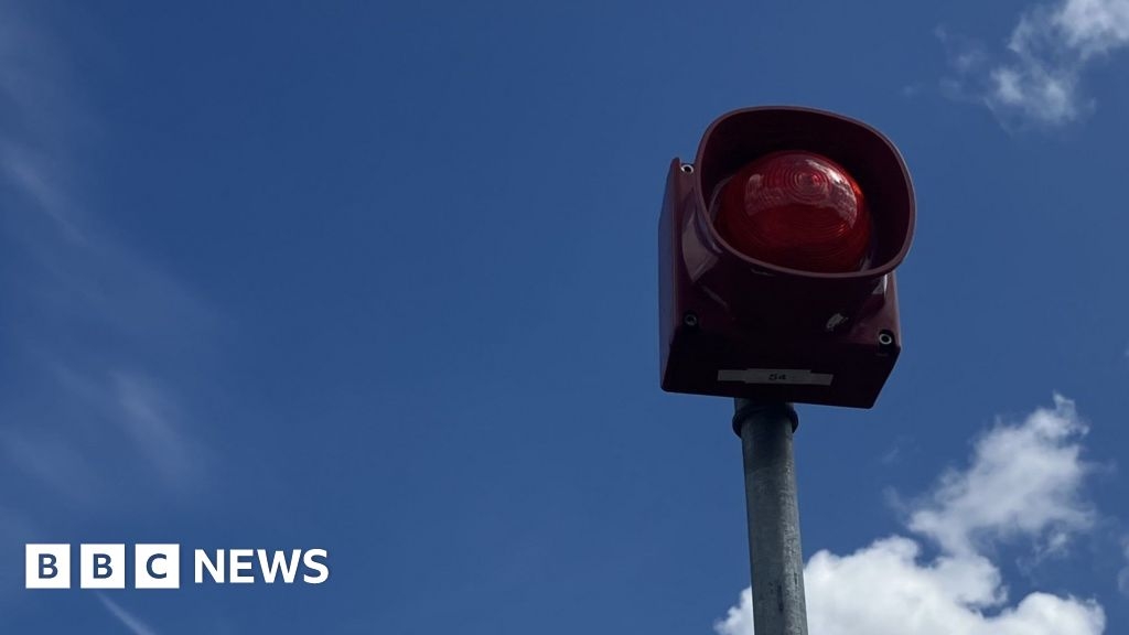 Council apologises for wailing Epping car park alarm