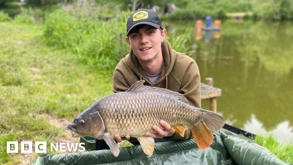 Corey Dobbe: Family call for justice four years after stab death
