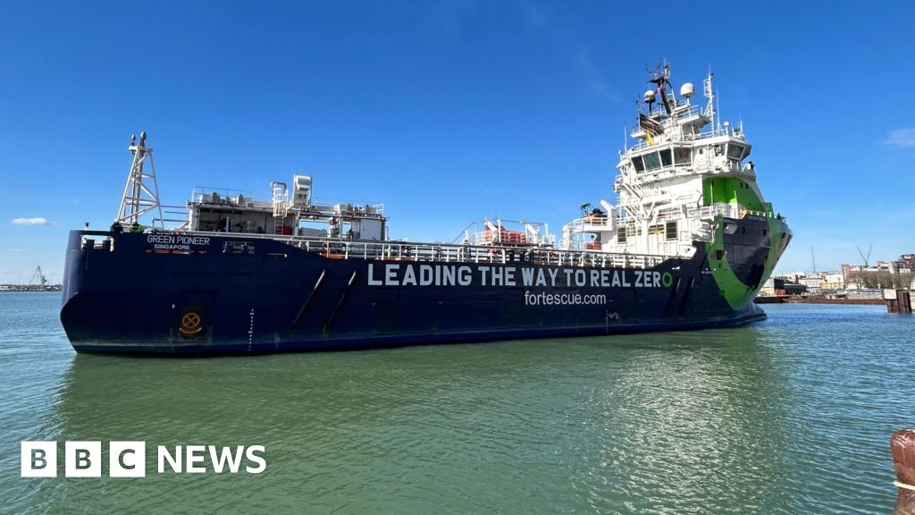 Southampton Port welcomes Fortescue ammonia-powered vessel