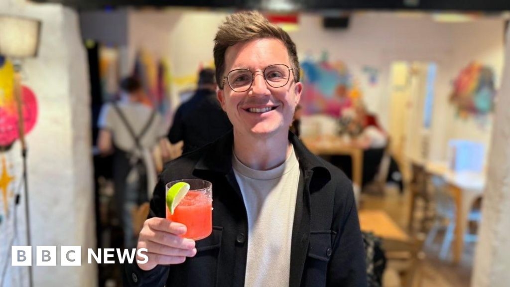 Hull 'sober-curious' scene has drinkers in high spirits