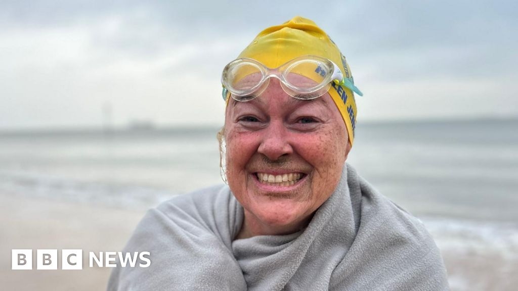 Godalming woman to swim English Channel for RAF veterans' cause