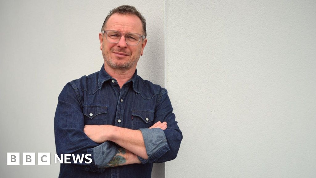 DIY SOS star Mark Millar to walk with surgeon who saved his life