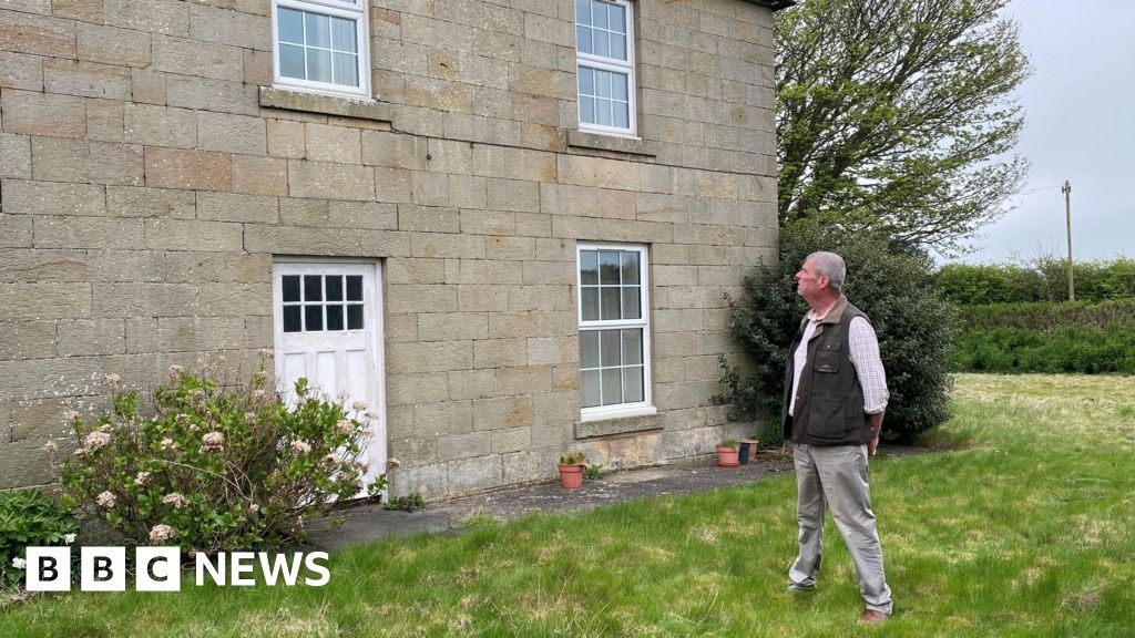 A1 Northumberland: Homes 'left to rot' on cancelled road route