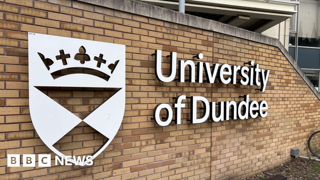 Dundee University staff to be balloted over strike action