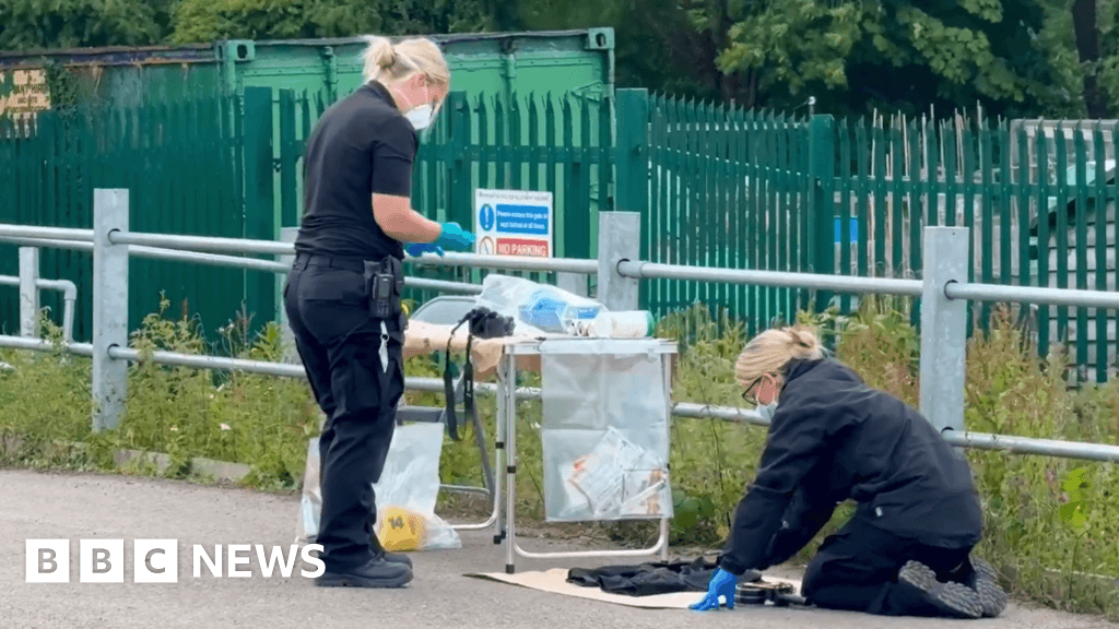 Man in hospital after Birstall attempted robbery
