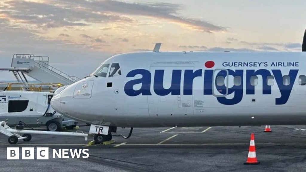 Aurigny and Emirates in Guernsey long-haul flights deal