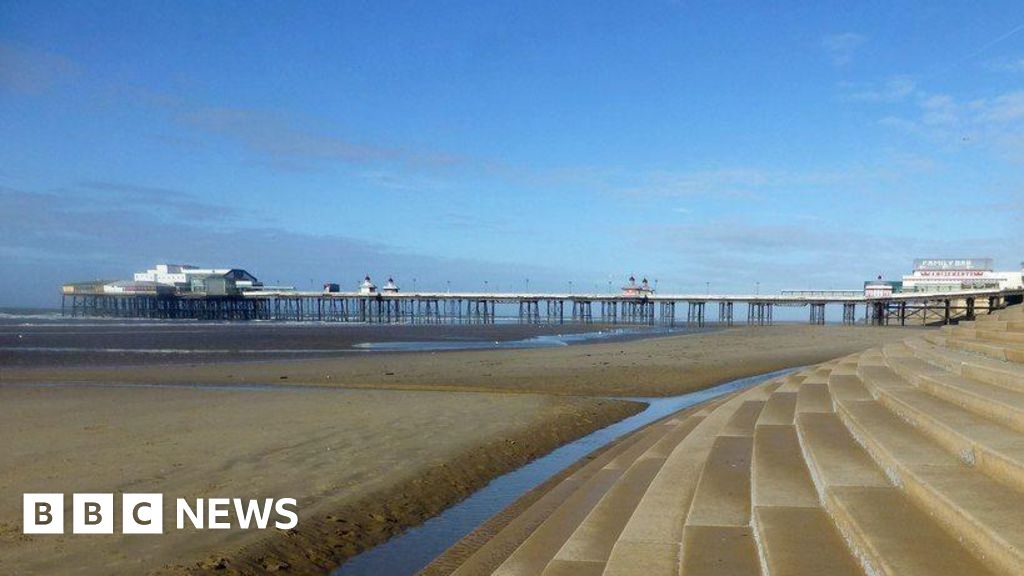 Children swept into Blackpool sea from North Pier beach steps