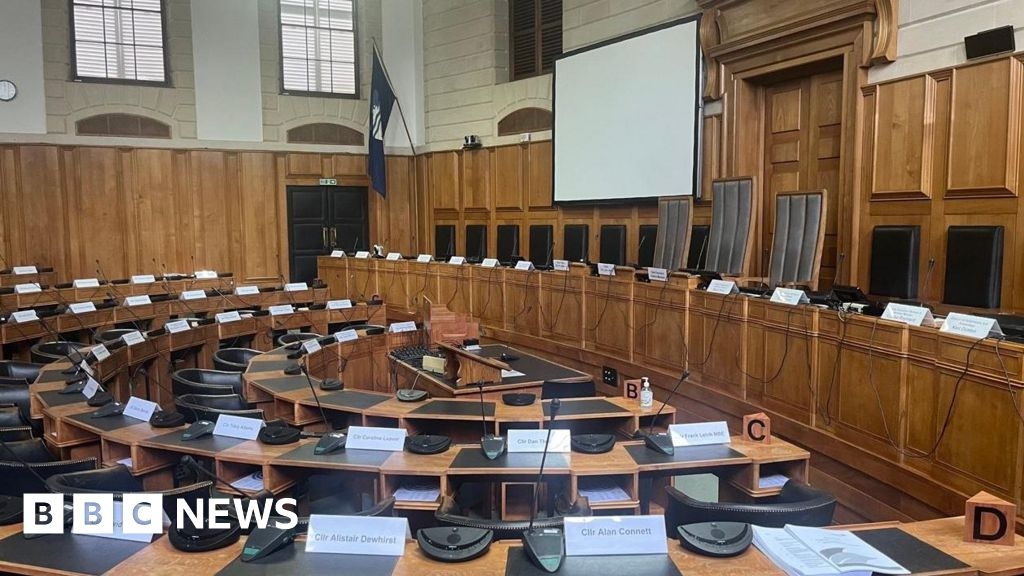 'Growing threat' to Devon County Council finances