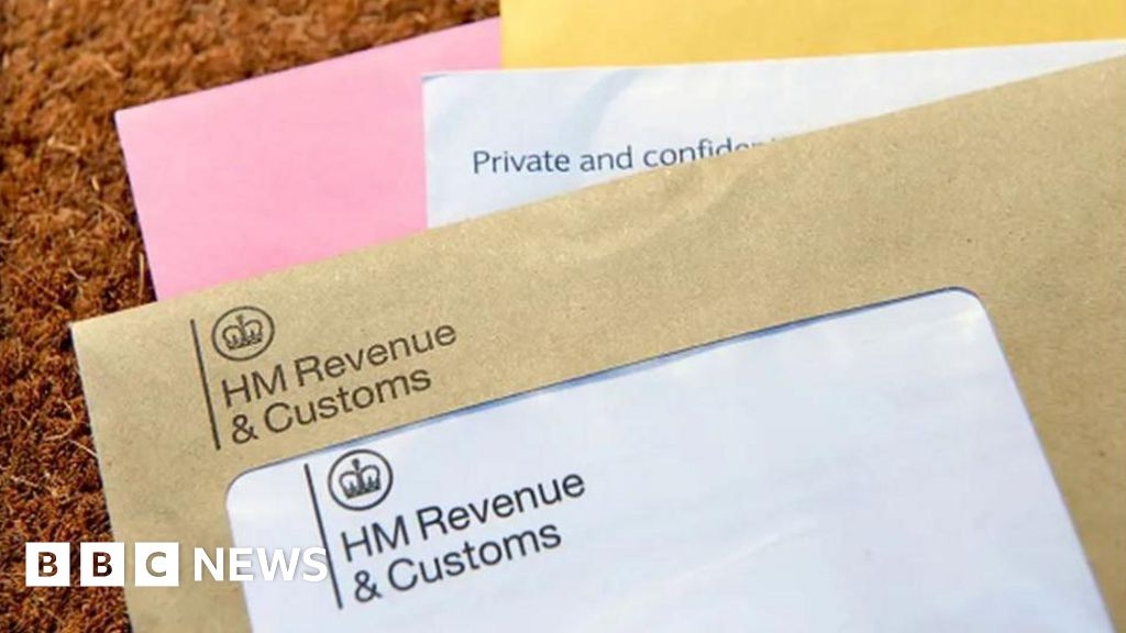 Birmingham HMRC employee identified as Patriotic Alternative member