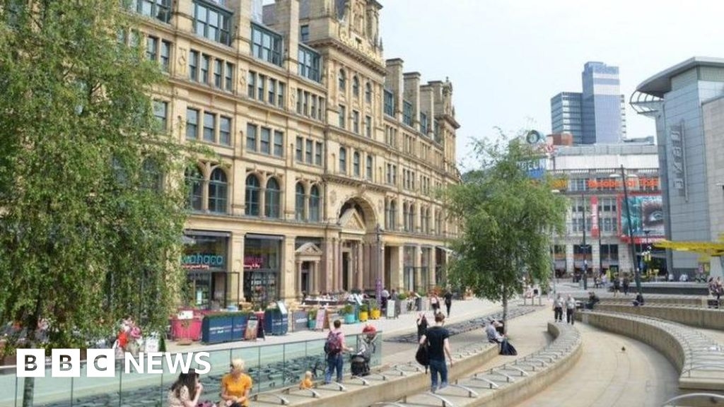 Manchester tourists should pay 'proper' city tax, Mayor Andy Burnham says