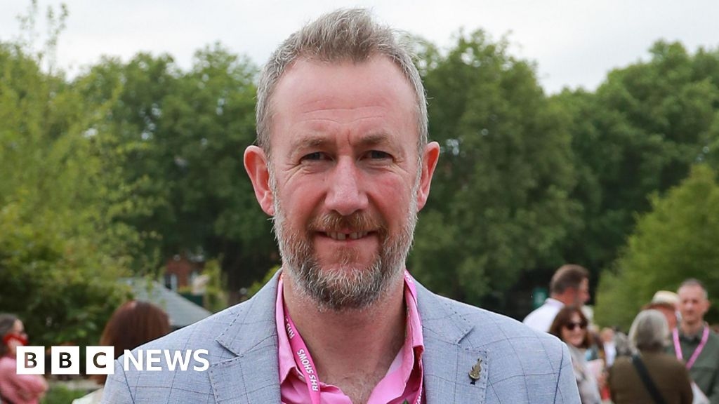 Alex Horne becomes patron of Thames Valley Adventure Playground