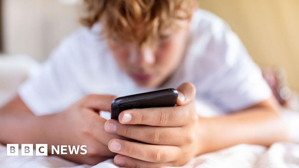 Meta expands Teen Accounts to Facebook and Messenger