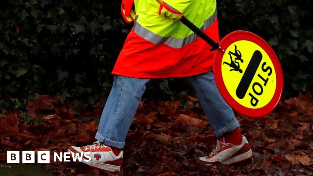 Last lollipop patrols in Croydon to end this year