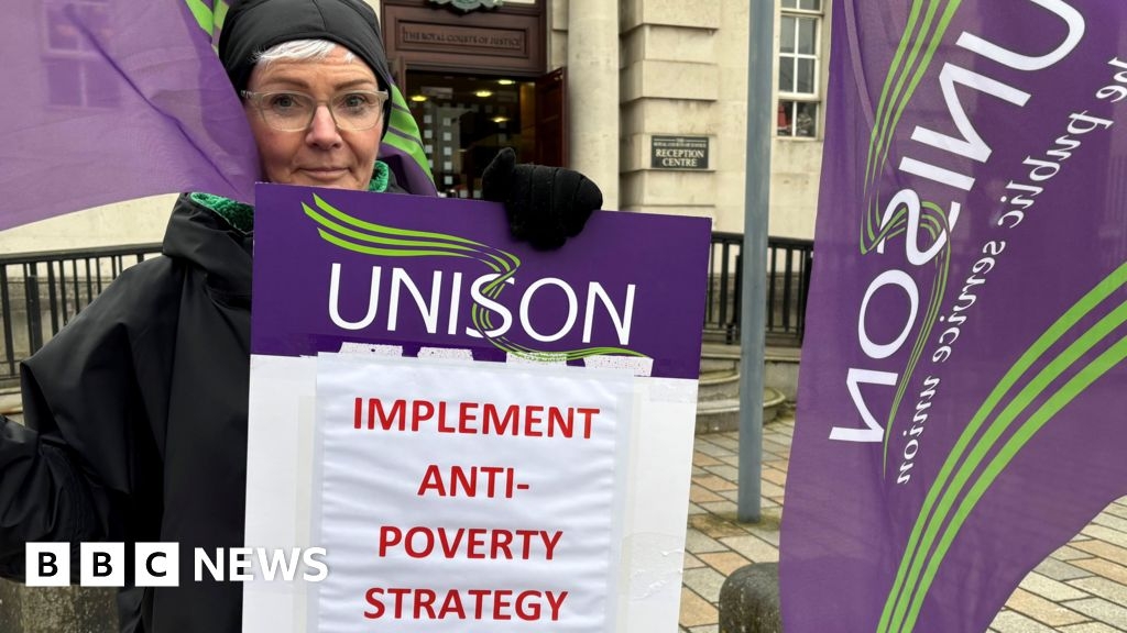 Anti-poverty: Stormont in legal breach over strategy