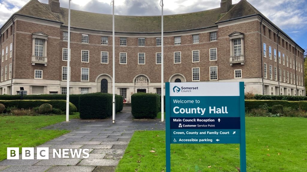 Experts identify 45 financial risks at Somerset Council