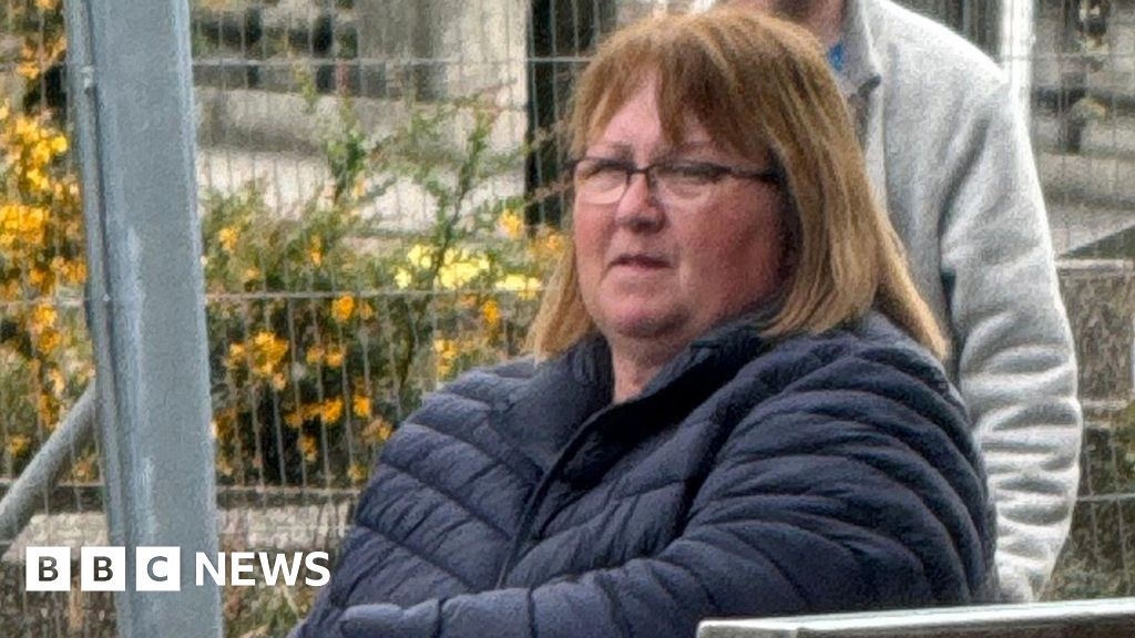 Woman's neglect caused boy to eat paint from ceiling in Glasgow