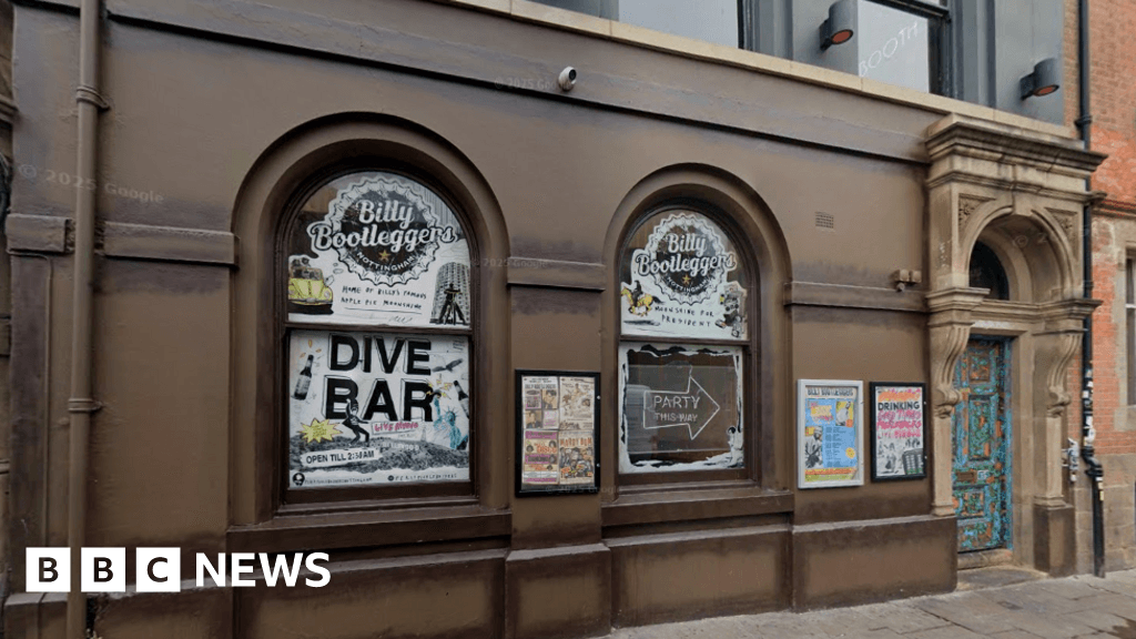 Nottingham glass attack on women prompts police appeal