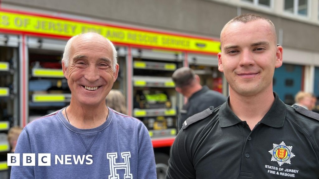 Jersey fire service celebrates 75th anniversary
