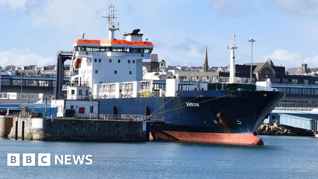 Freight vessel contract agreed for Jersey and Portsmouth